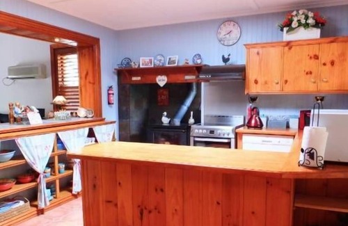 Stockwell Bed & Breakfast | Barossa Peppertree Cottage