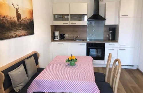 Wegscheid Apartment | Barrierefreie 70qm Ferienwohnung mit Terrasse und Balkon