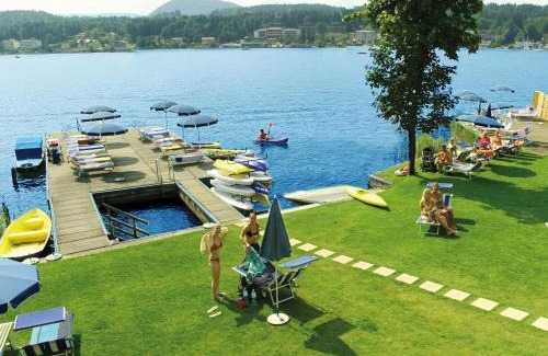 Velden am Worther See Hotel | Barry Memle Directly at the Lake