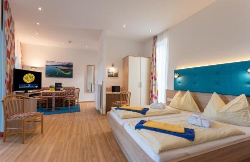 Velden am Worther See Hotel | Barry Memle Directly at the Lake