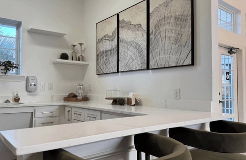 Wilmington Apartment | Barsala l Modern 2BD; Pool, Picnic and Grilling Areas