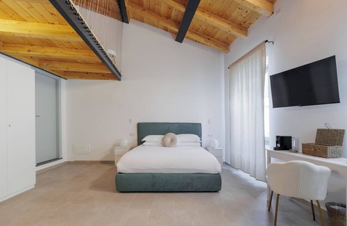 Viterbo House | Basco Guest House