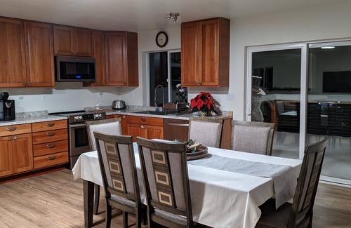 Leavenworth Apartment | Base Camp Guest House Mountain VIEW, Jacuzzi, Great Location