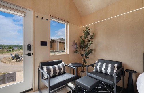 Ottawa Cabin | Basecamp | 1 Bed, 1 Bath