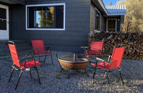 Gunnison House | Basecamp for Adventurers