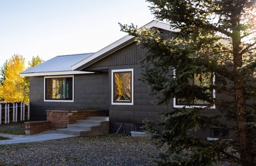 Gunnison House | Basecamp for Adventurers