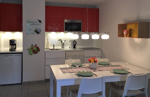 Cambo-les-Bains Apartment | BaskoParadis I Apt Design I Adapted reduced mobility I Bed 160 I Terrace I Patio