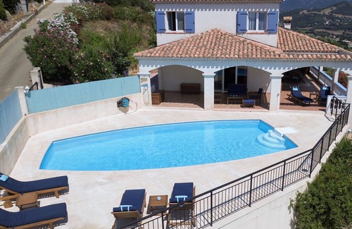 Bastelicaccia House | Bastelicaccia: houses/villas - 6 rooms - 8/10 persons