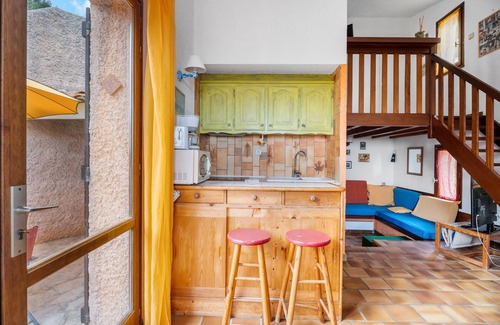 Carqueiranne House | Bastidon with Terrace and Sea Access in Carqueiranne