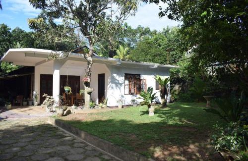 Weligama House | Batawala Resort One AC Room - weligama