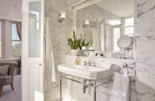 Newton St Loe Hotel | Bathen House Boutique Hotel