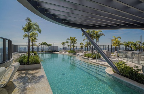 Brooklin Novo Apartment | Bauhaus - New Apartment in Brooklin, Gym and Pool