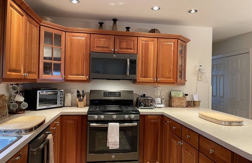 Cooperstown - Otsego Lake House | Bavarian Farm - Custom-built 3 bdrm home w/breathtaking views near Cooperstown