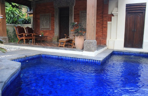 Sanur Villa | Bawa's One Bedrooms Villa Beach Front Sanur
