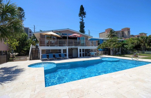 Fort Myers Beach House | Bay and Beach Blessing