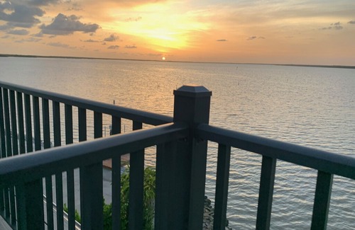 Chokoloskee Apartment | Bay front Everglades Sunset Paradise