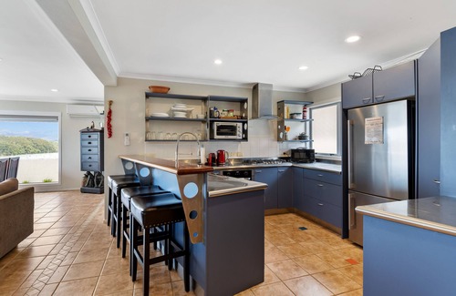 Opua House | Bay of Islands 3 Bedroom Ocean View House