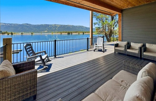 Donnelly Apartment | Bay View Base .