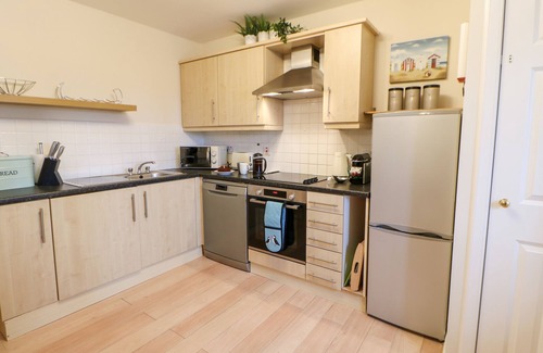 Waren Mill Apartment | BAY VIEW, luxury holiday cottage, with a garden in Bamburgh