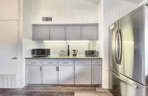 Galveston House | Bay VIEW RETREAT - SLEEPS 12 with BOAT HOUSE!