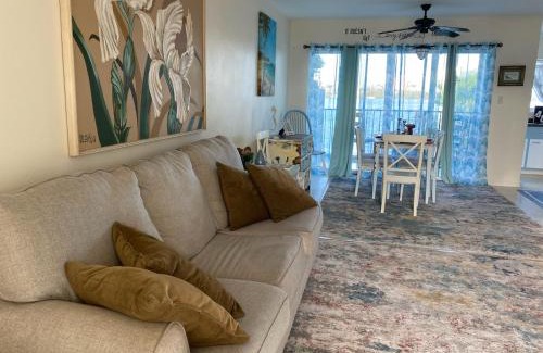 Clearwater Beach Apartment | Bay Watch #5 - Weekly Beach Rental