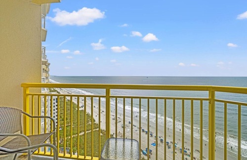 Crescent Beach Apartment | Bay Watch Resort 1715