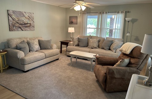 Cambridge House | BayDreams - IronMan/Eagleman Retreat on the bay