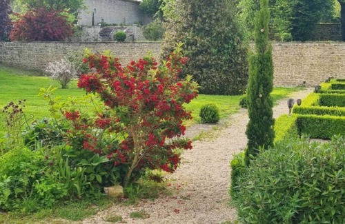 Conde-sur-Seulles House | Bayeux : la suite d'Artagnan : french castle life in 1700 sq ft, 3br, 2br, 7p