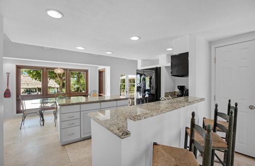 Key Largo Hotel | Bayhouse Home with Beach & Open Water Views! Amazing Sunsets!