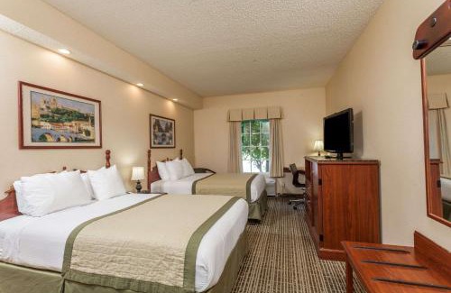 Columbia Hotel | Baymont by Wyndham Columbia Maury