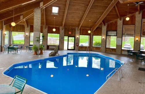 Logan Hotel | Baymont by Wyndham Logan
