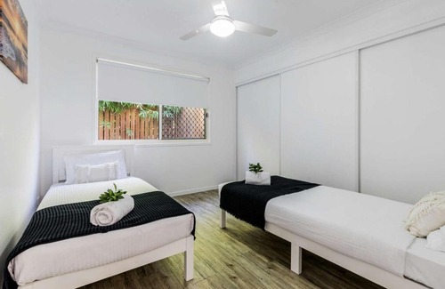 Agnes Water House | Bayview - Three Bedroom, Family & Pet Friendly Coastal Getaway in Agnes Water