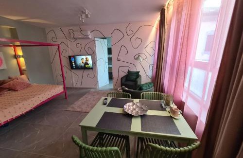 Magenta Apartment | Be Magenta, Art Home - Rose style - Near Milano, Rho Fiera, Malpensa