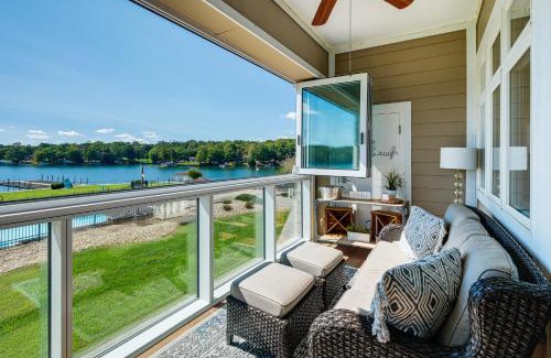 Smith Mountain Lake Apartment | Beach and Pool Access Smith Mountain Lake Getaway!