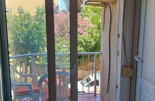 La Malva-rosa Apartment | Beach Apartment with 2 Bedrooms - 1 Min Walk to Malvarrosa beach!
