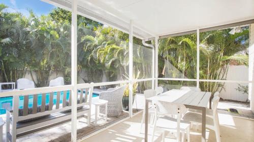 Naples Park House | Beach Bike Ride Salt Water Pool Sleeps 10