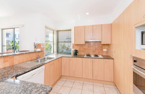 Yamba Apartment | Beach Break Your New Holiday