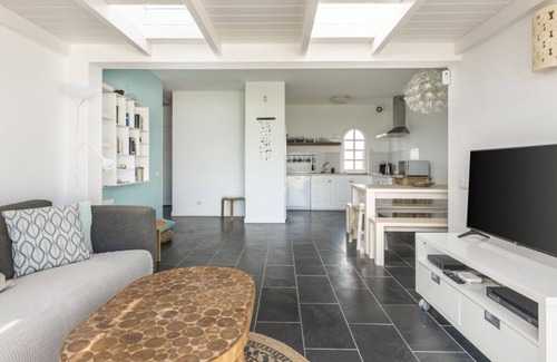 Corralejo Villa | Beach Casa Helen - Two Bedroom Villa, Sleeps 4