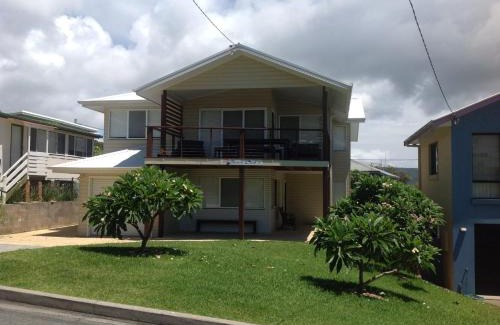 Crescent Head House | Beach Club 1, 5 Gowing Street