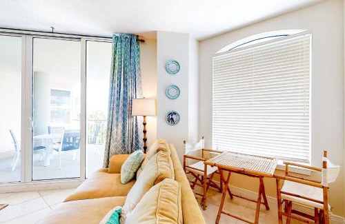 Navarre Beach Apartment | Beach Colony Resort West 1E