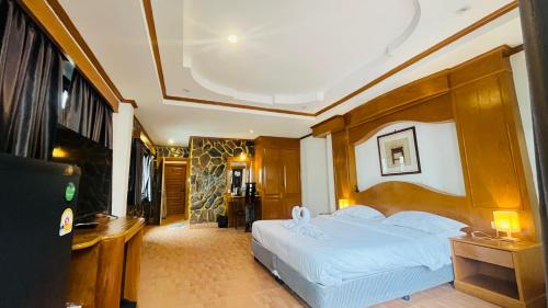 Nong Chaeng Hotel | Beach Comber