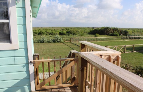 Matagorda House | Beach Daze -Great Views, Great Vibes -Fall Savings!