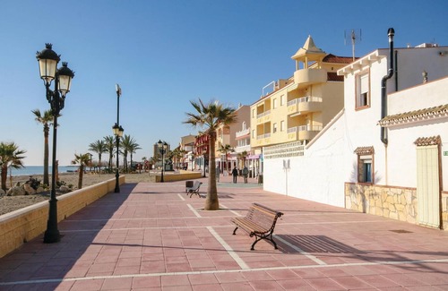 San Luis de Sabinillas Apartment | Beach front apartment