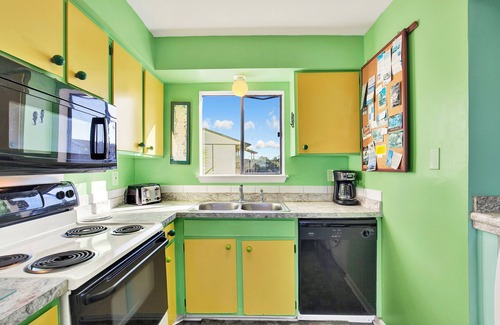 Tybee Island Condo | Beach front 2-bedroom 2 bath condo at Lighthouse Point