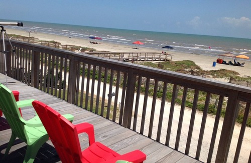Bermuda Beach House | Beach front, 3/2 in the house with a 3rd bath downstairs in the garage