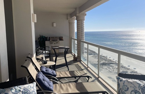 Pensacola Beach Condo | BEACH FRONT CONDOMINIUM ON PENSACOLA BEACH, FL
