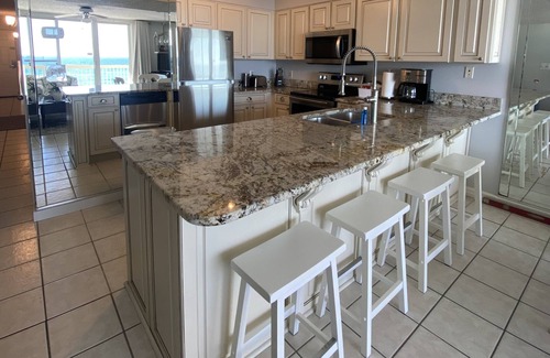 Destin Resort | Beach Front condo, 3 pools private balcony,Free parking best Views,Tennis courts