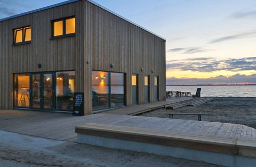Lembruch House | Beach front home in Lembruch/Dümmer See