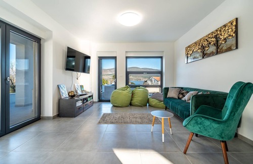Pridraga House | Beach front home in Pridraga