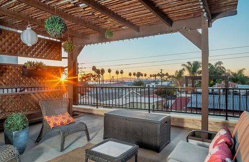 Belmont Shore House | Beach front house, close to Sofi Stadium, World Cup